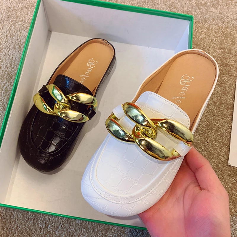 ファッション女性スリッパプラスサイズゴールドチェーン女性サン - Gold Chain Sandal のレビューと価格