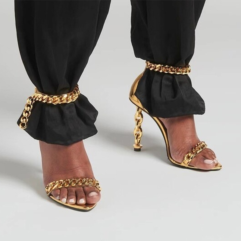 セクシーなゴールドチェーンヒール、ポインテッドトゥ、ホロウス - Gold Chain Sandal のレビューと価格